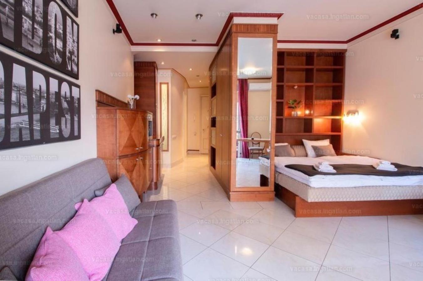 Apartamento Breathless Panorama Basilika With Balcony Need Reservation For Free Parking